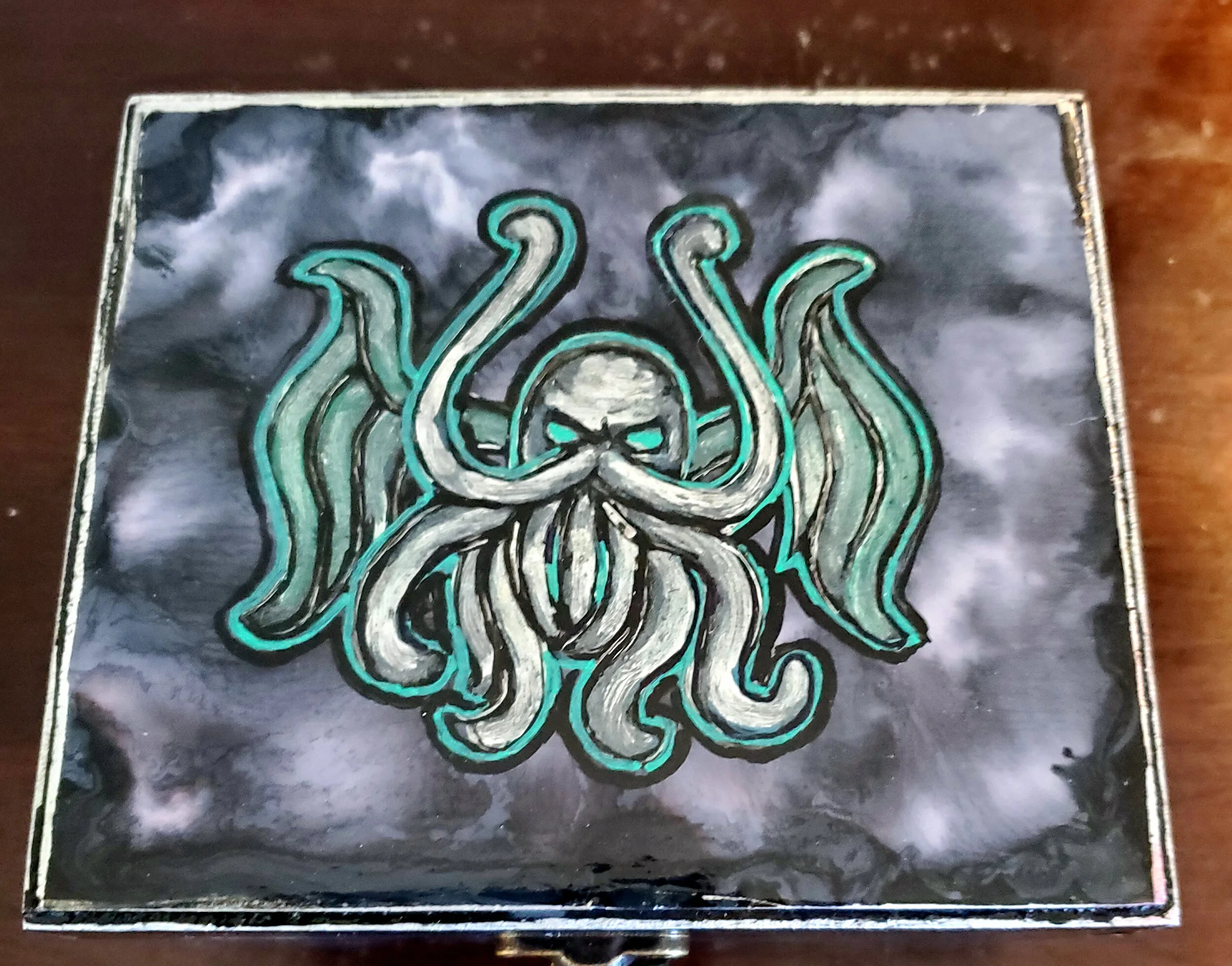 Cthulhu dice box