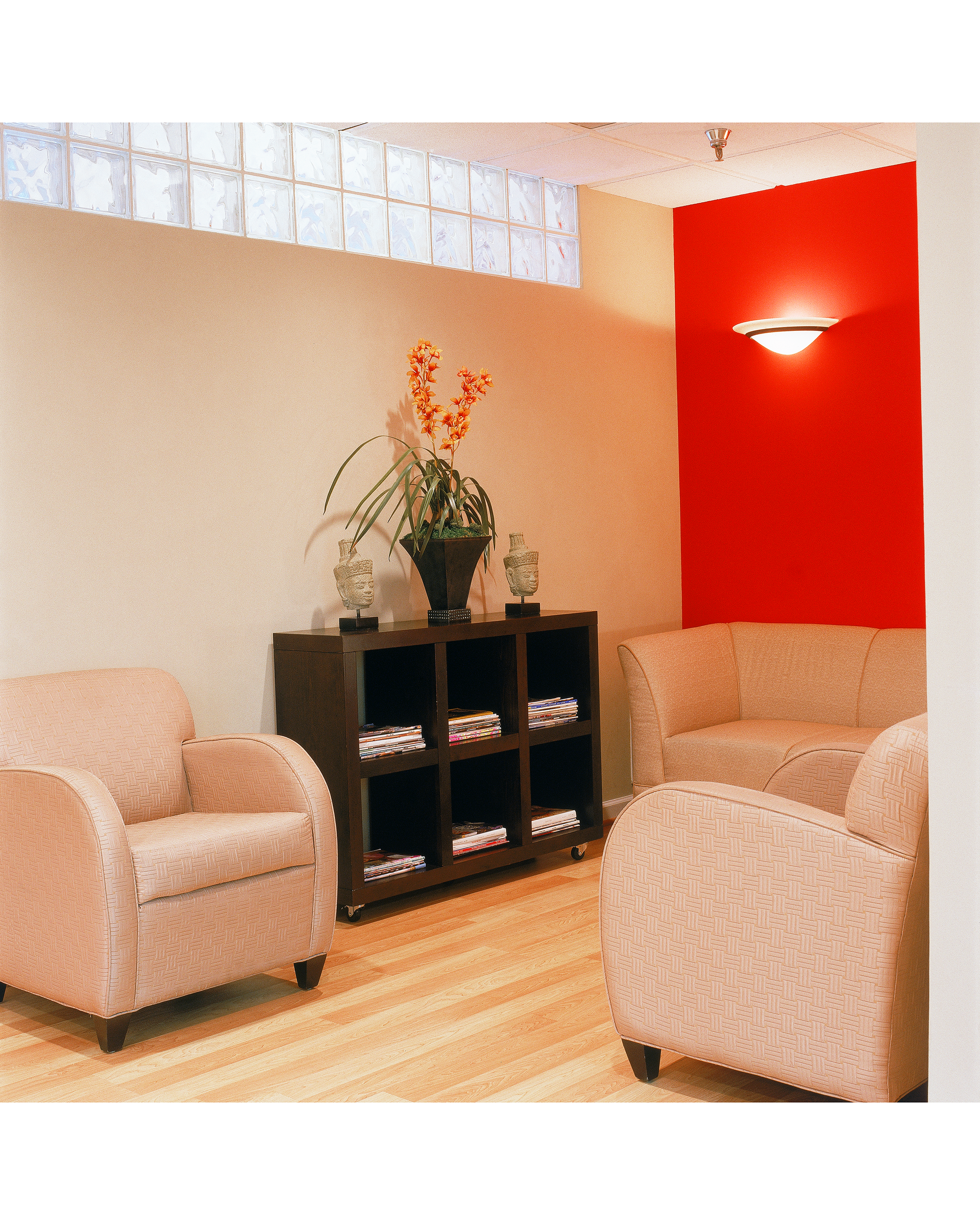 Bright and Harmonious Reception Area.png