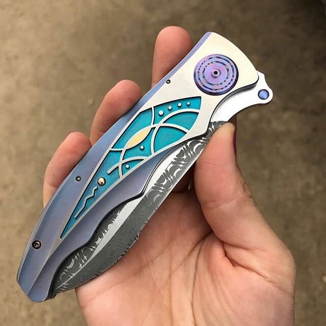 Reposted from @cristo6261 @michaelwalkertaos.
#продажаножей #коллекционныеножи #knife #knives #купитьнож #ножручнойработы 
#artknife #knifemaking #knifecollector #knifecollection #customknife #handmandknife #knifelife #buyknife #exlusiveknives - #r