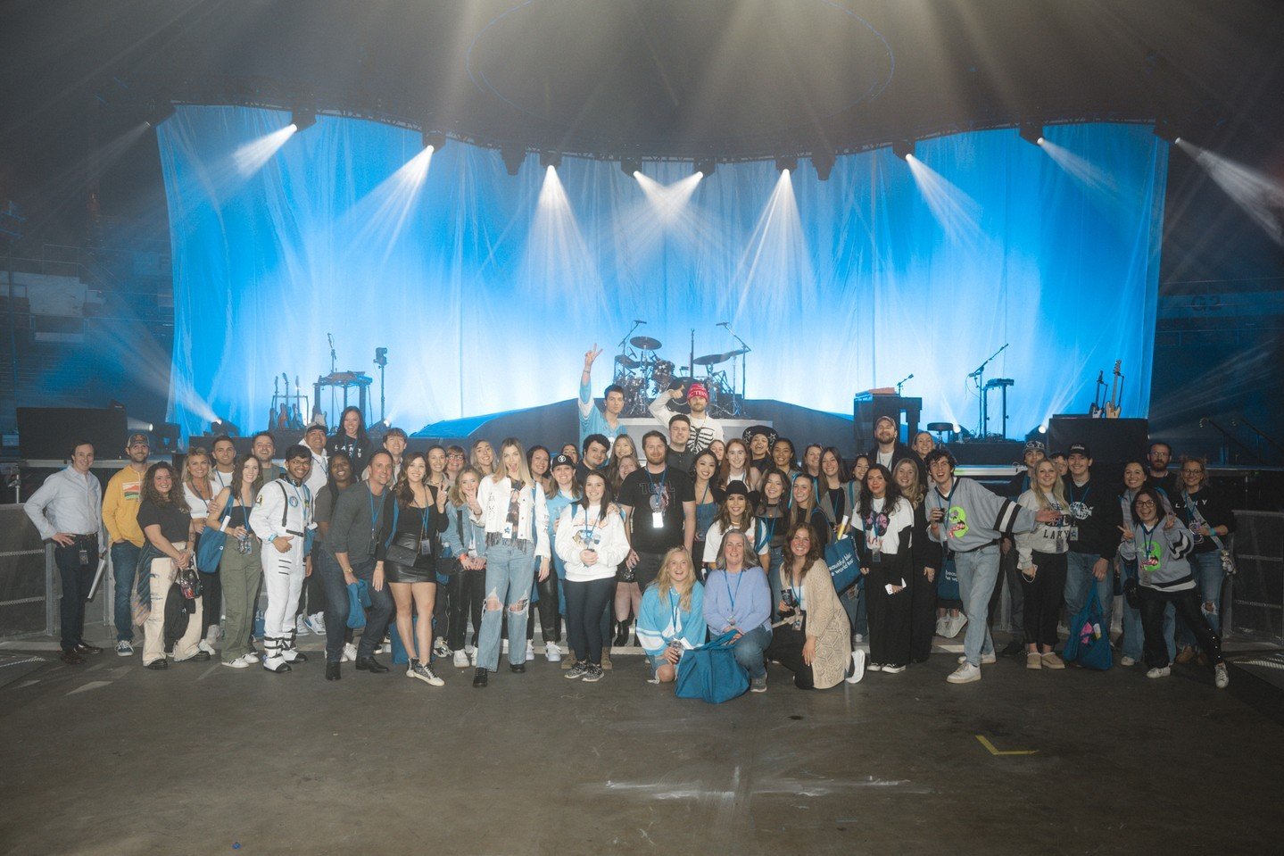 Having a blast at the @ThisisLANY VIP Soundcheck event in Nashville! Looking forward the final leg of the US Tour!