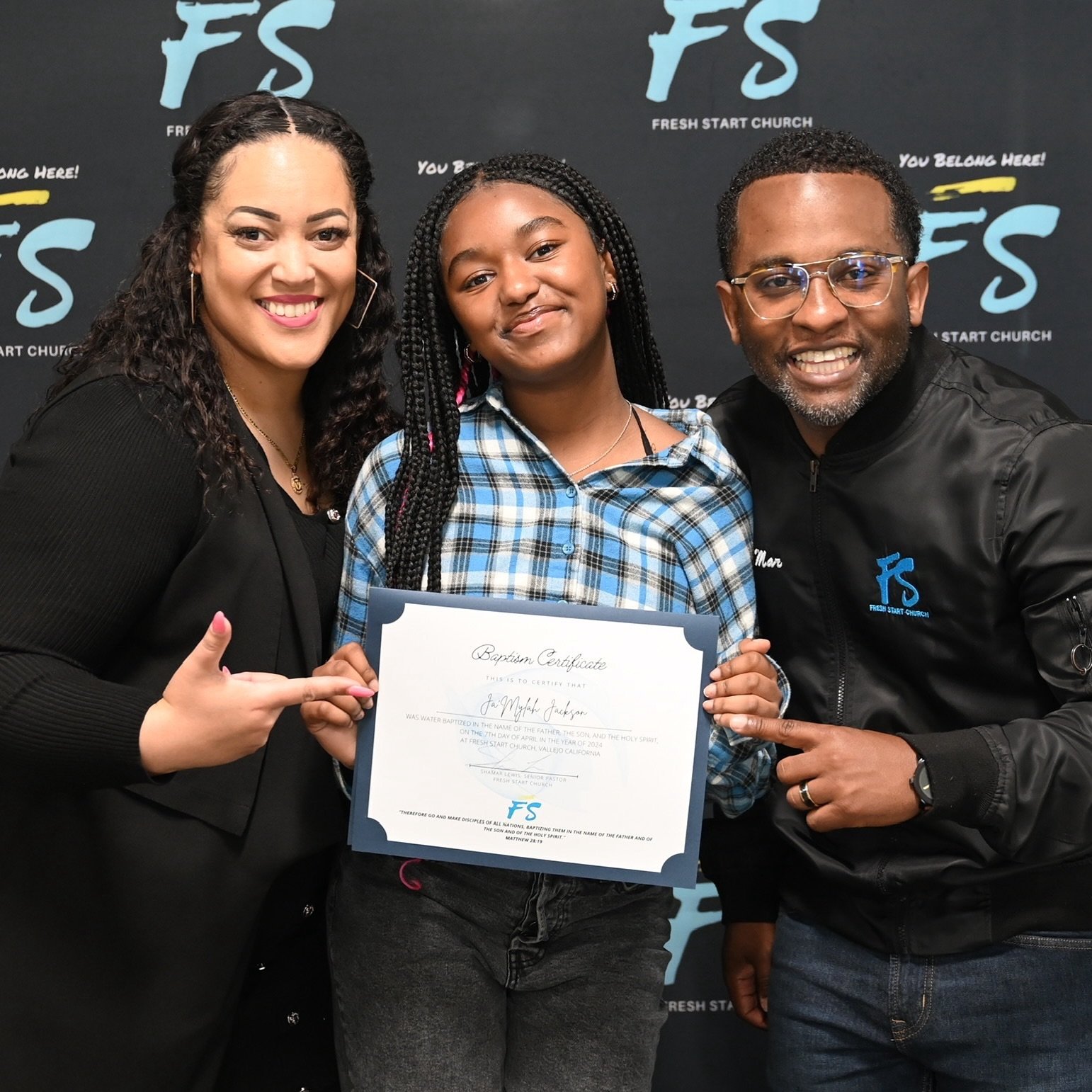 This cutie waited patiently after service yesterday so that @shamarllewis and I could be in a photo with her as she proudly displayed her baptism certificate. 

Moments like this make my heart smile because I know that God is preparing the hearts of 