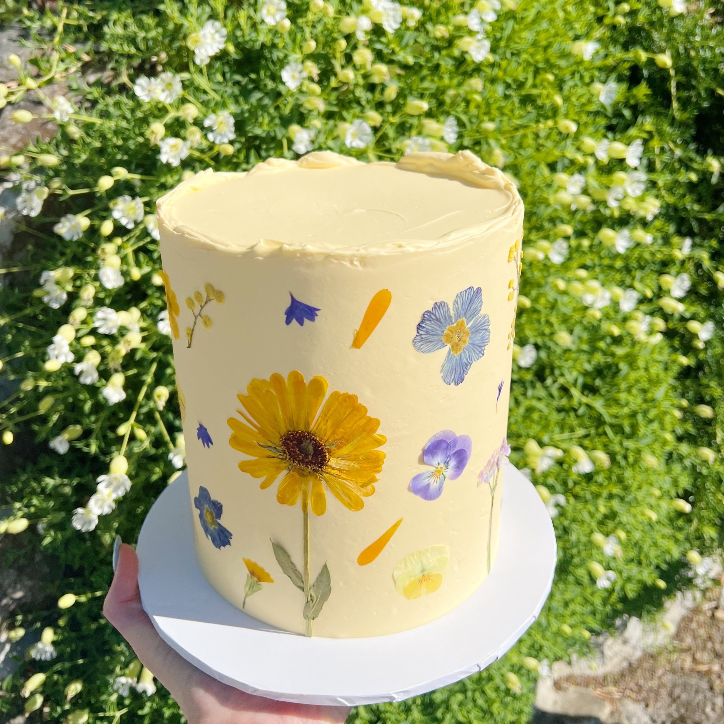pressedflowercake6.jpg