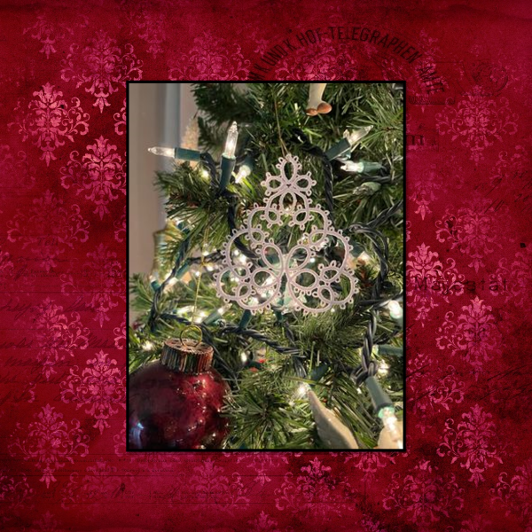 christmas-tatted-lace-heart-tree-2-machine-embroidery-design.png