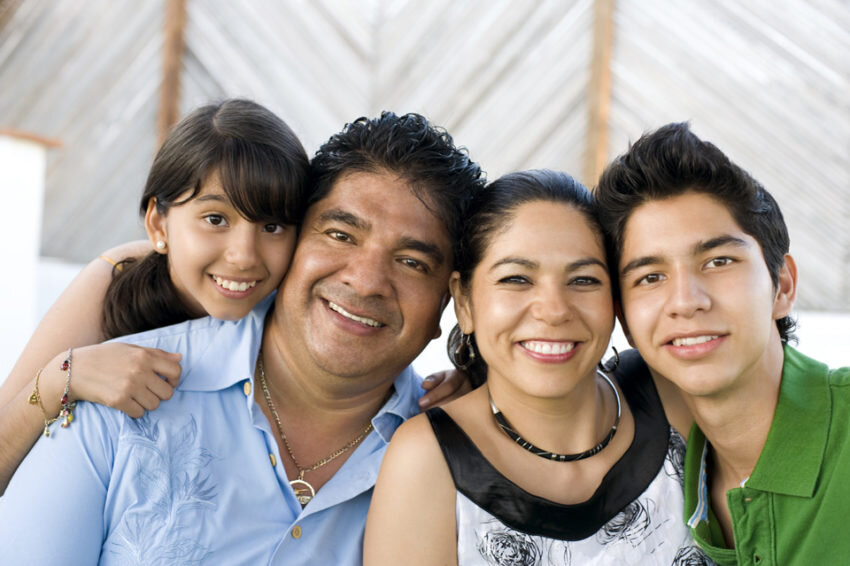 Latino-Family-small-1-850x566.jpg