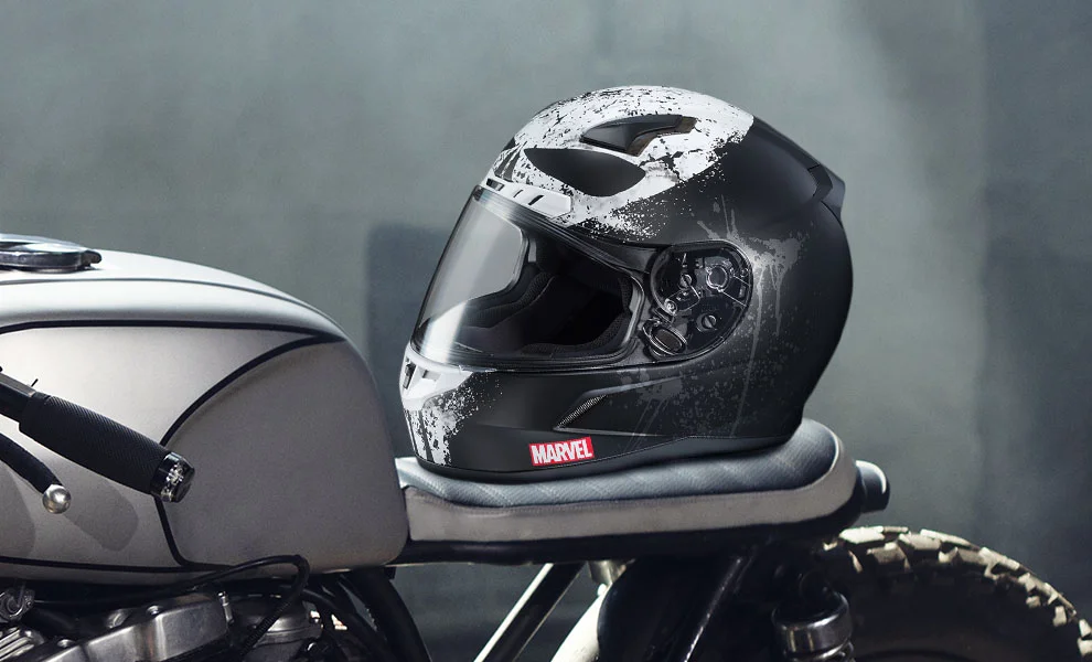 punisher-2-hjc-cl-17_marvel_feature.jpg