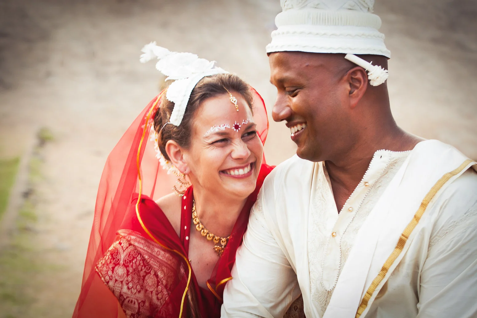 Bengali Indian wedding photographed in Mamallapuram