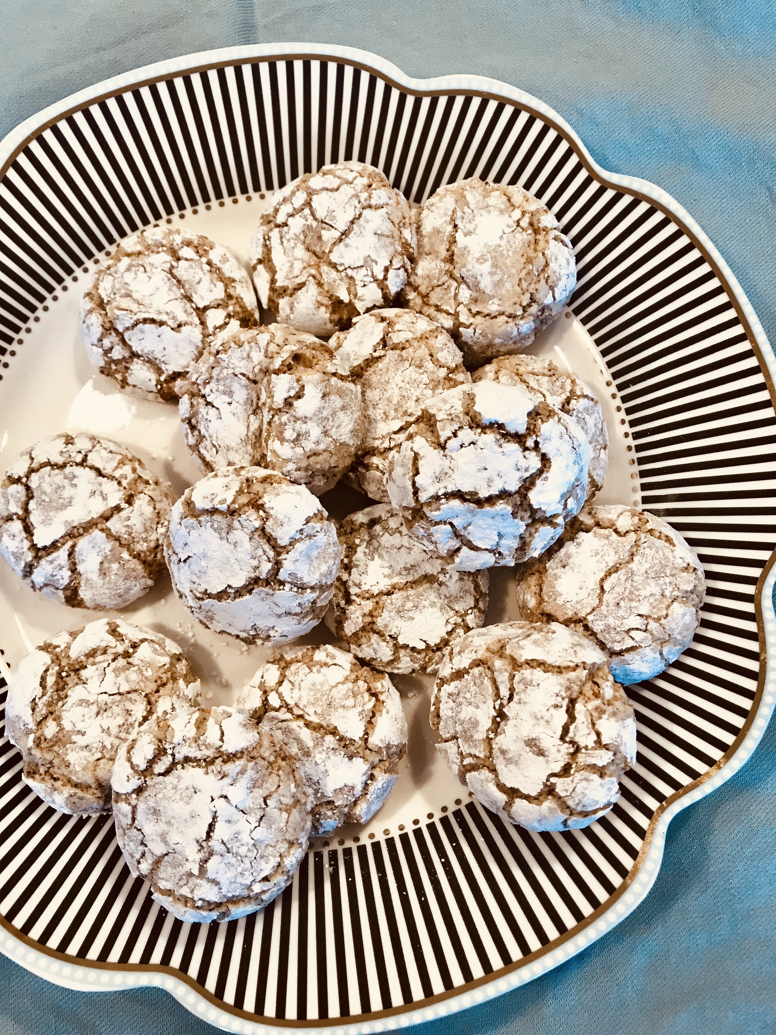Amaretti Cookies