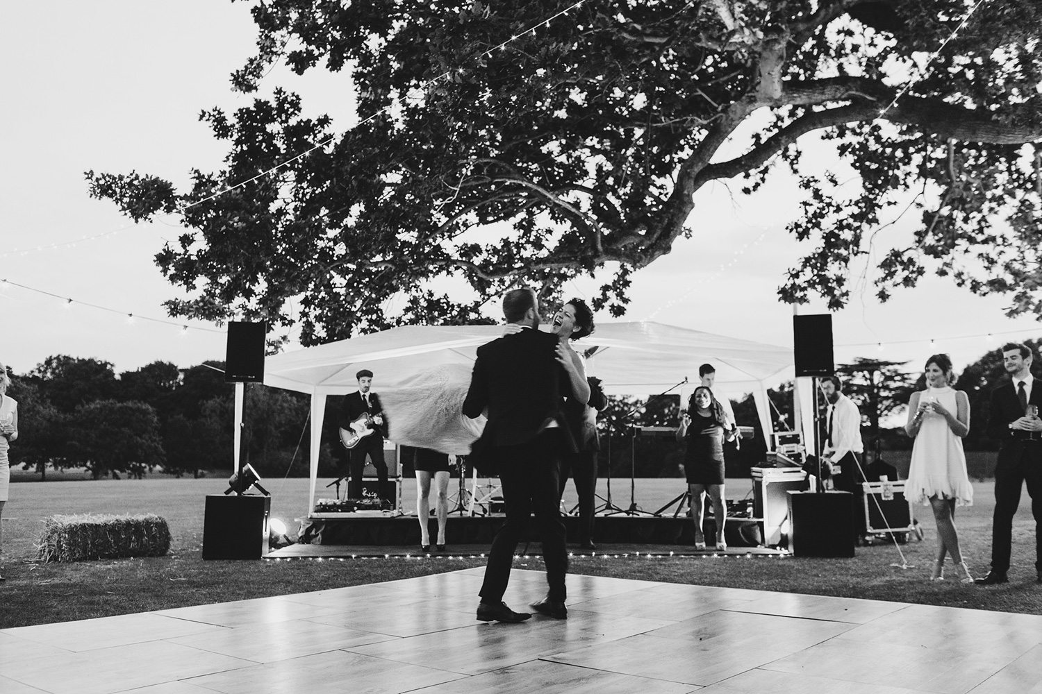 117-Jon-&-Karen-London-Wedding.jpg