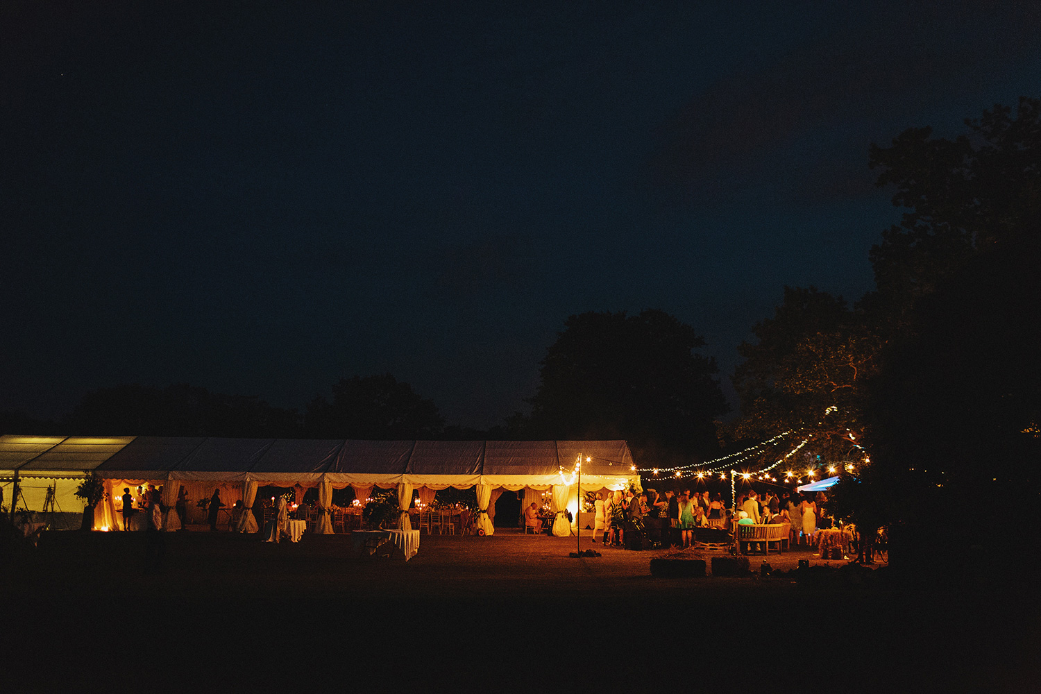 128-Jon-&-Karen-London-Wedding.jpg