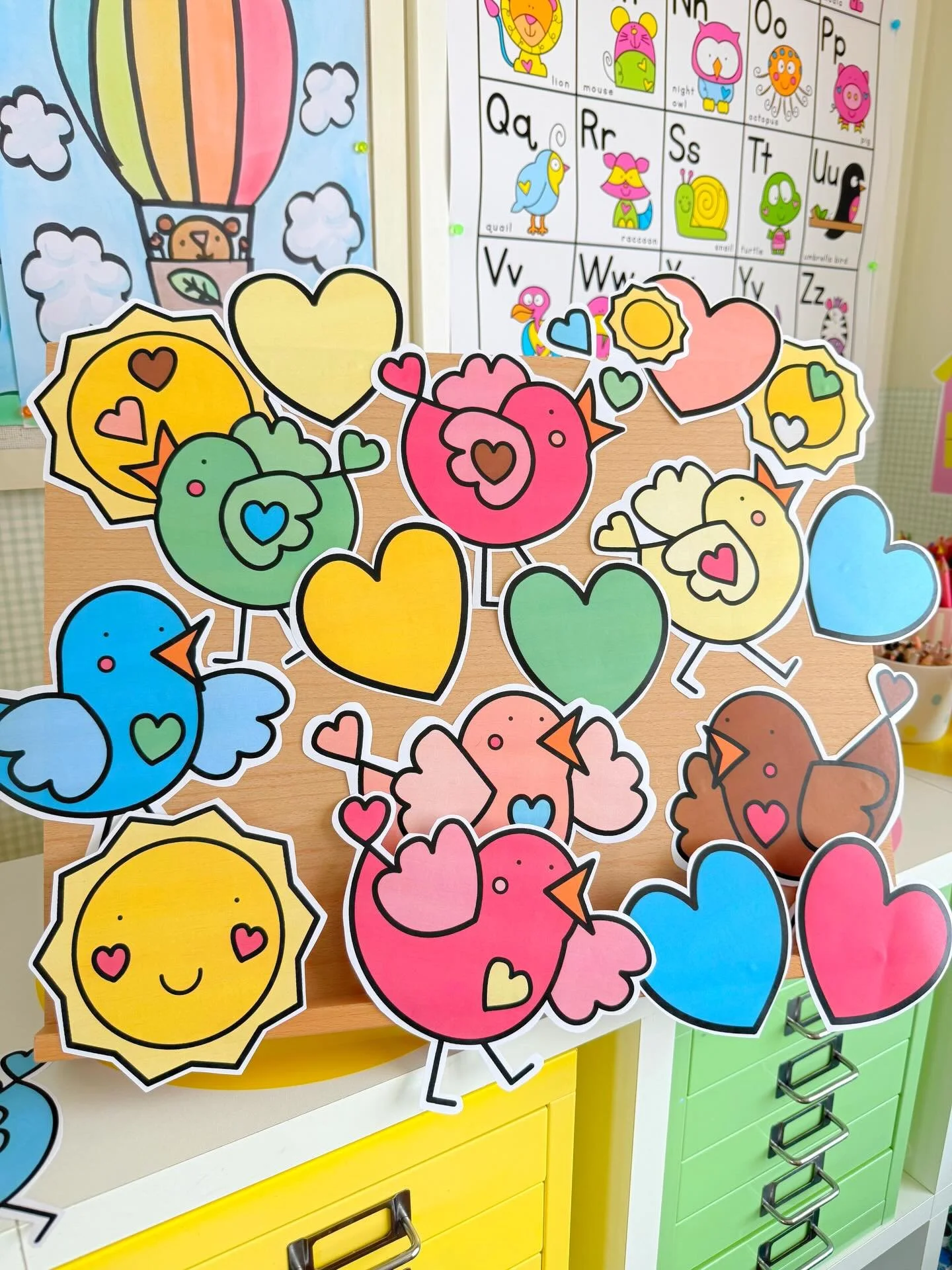 Soft starts, warm colors, and happy little birds to welcome a new day in the classroom 🐦💛

This Morning Sun Birds clipart set was created to be versatile and easy to use &mdash; from morning routines and writing activities to cheerful classroom dis