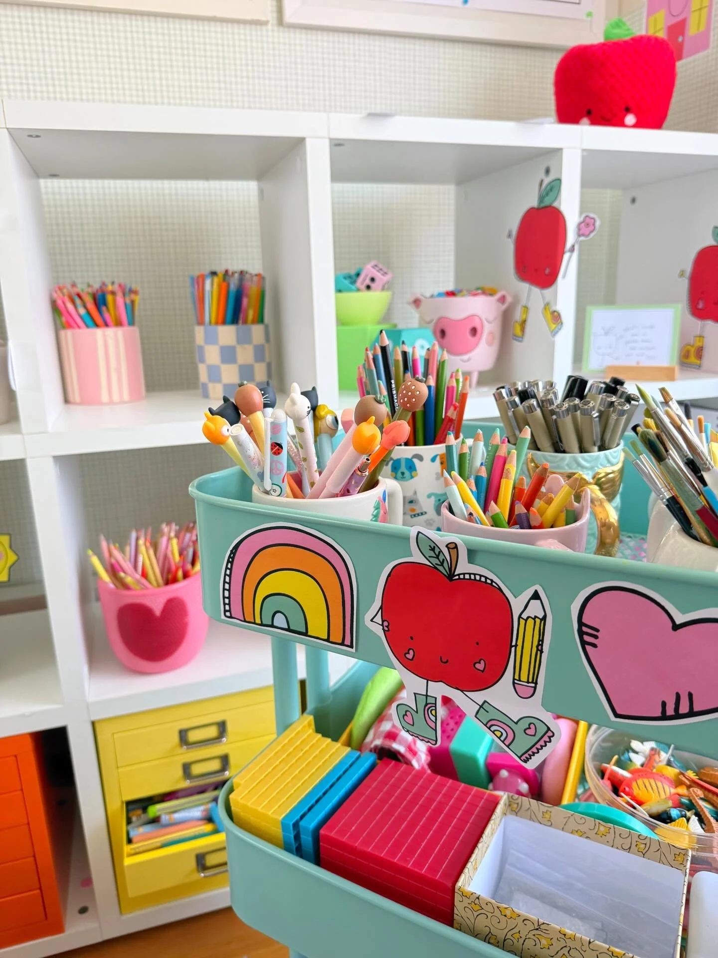 Today&rsquo;s shelf play 🍎✨

I&rsquo;ve been having so much fun printing and cutting out some of my clipart to play with on my shelf &mdash; all the apples look so happy, energetic, and ready for fun learning moments!

I&rsquo;ve also added this swe