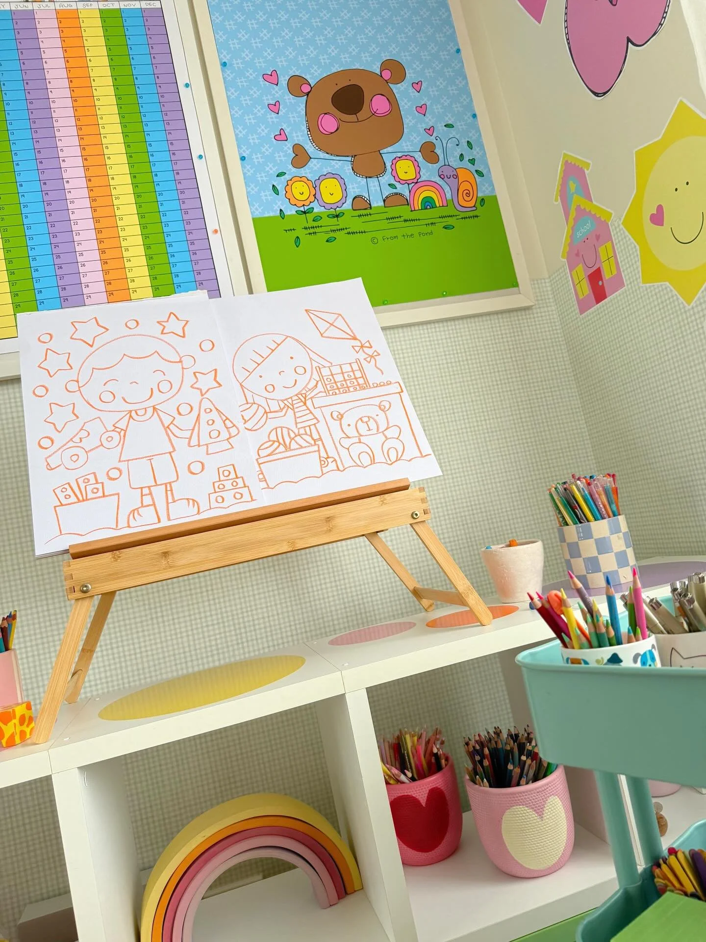 Quiet Corner 🤍

Today&rsquo;s spark words for our drawing challenge made me happy. This little corner of my room &mdash; where I now stand and draw &mdash; has always been such a quiet, special space. First a cot with sleeping babies&hellip; then a 