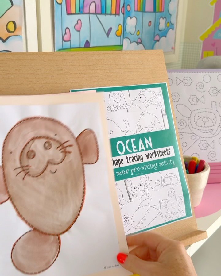 3 new ocean cuties just joined the Ocean Tracing Pack 🐚✨

Say hello to eel, manatee, and coral - ready for a crayon outline and maybe a splash of paint 🎨

With these new friends, the ocean set now includes 24 designs, and I love being able to add a