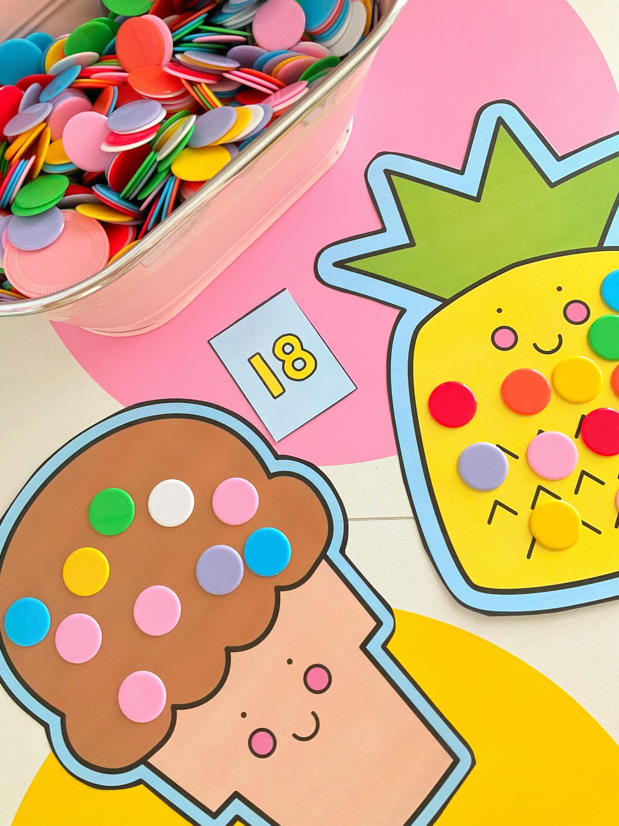 ✨ Small Group Math Game Idea ✨

Give each child 20 counters.

Ask them to choose a number of counters to place in front of them on the table or play mat (for example, 12).

Once everyone has chosen their number, the teacher places down a number card 