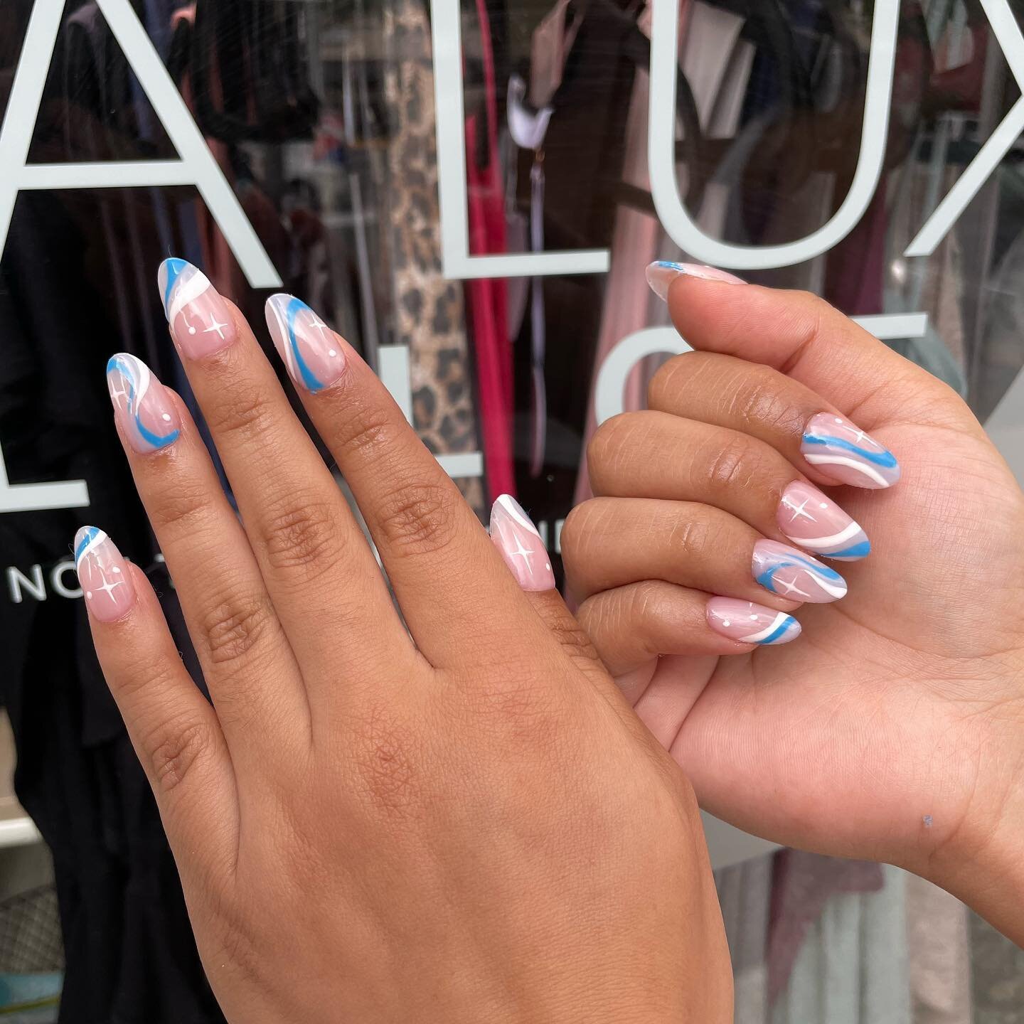 Gel-X nail tips and Extend gel are manufactured from cutting edge soft gel formulas for convenient soak-off capabilities. No filing needed, no dust, no odor, and no damage to natural nails! Try Gel-X as an alternative option to traditional acrylic or