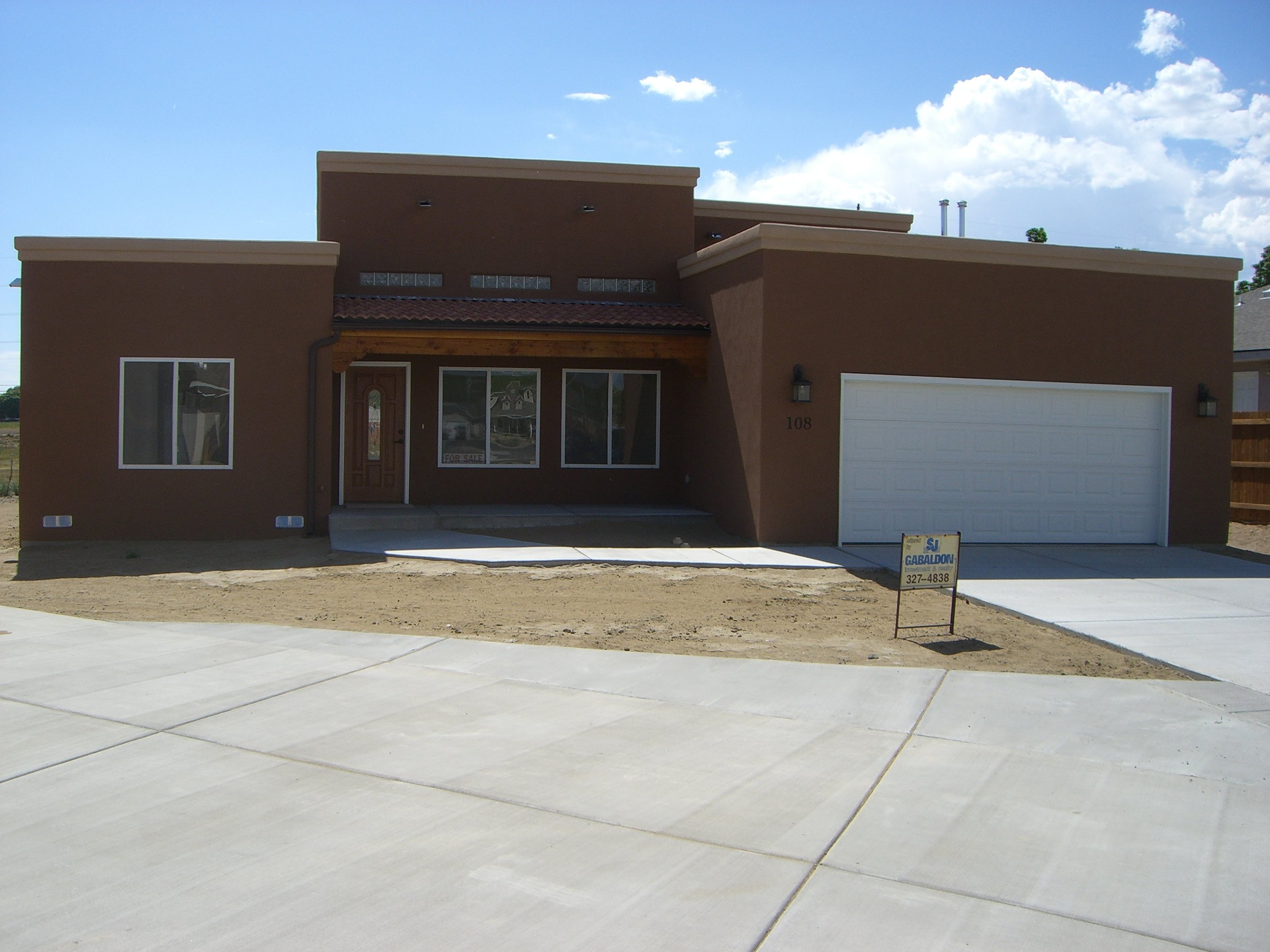 Valley View Estates Main — Gabaldon