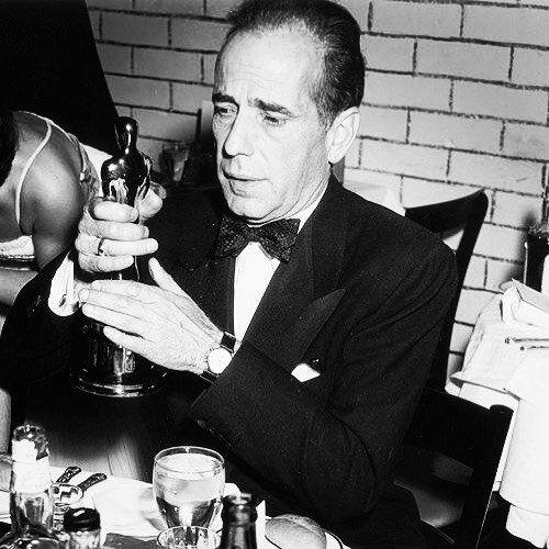 1952 Oscar win for the African Queen #humphreybogart #africanqueen #johnhuston #oscars #film #classic #icon #bestactor #tbt #throwbackthursday