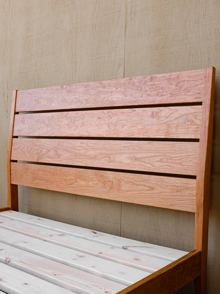 VENTANA BED IN CHERRY