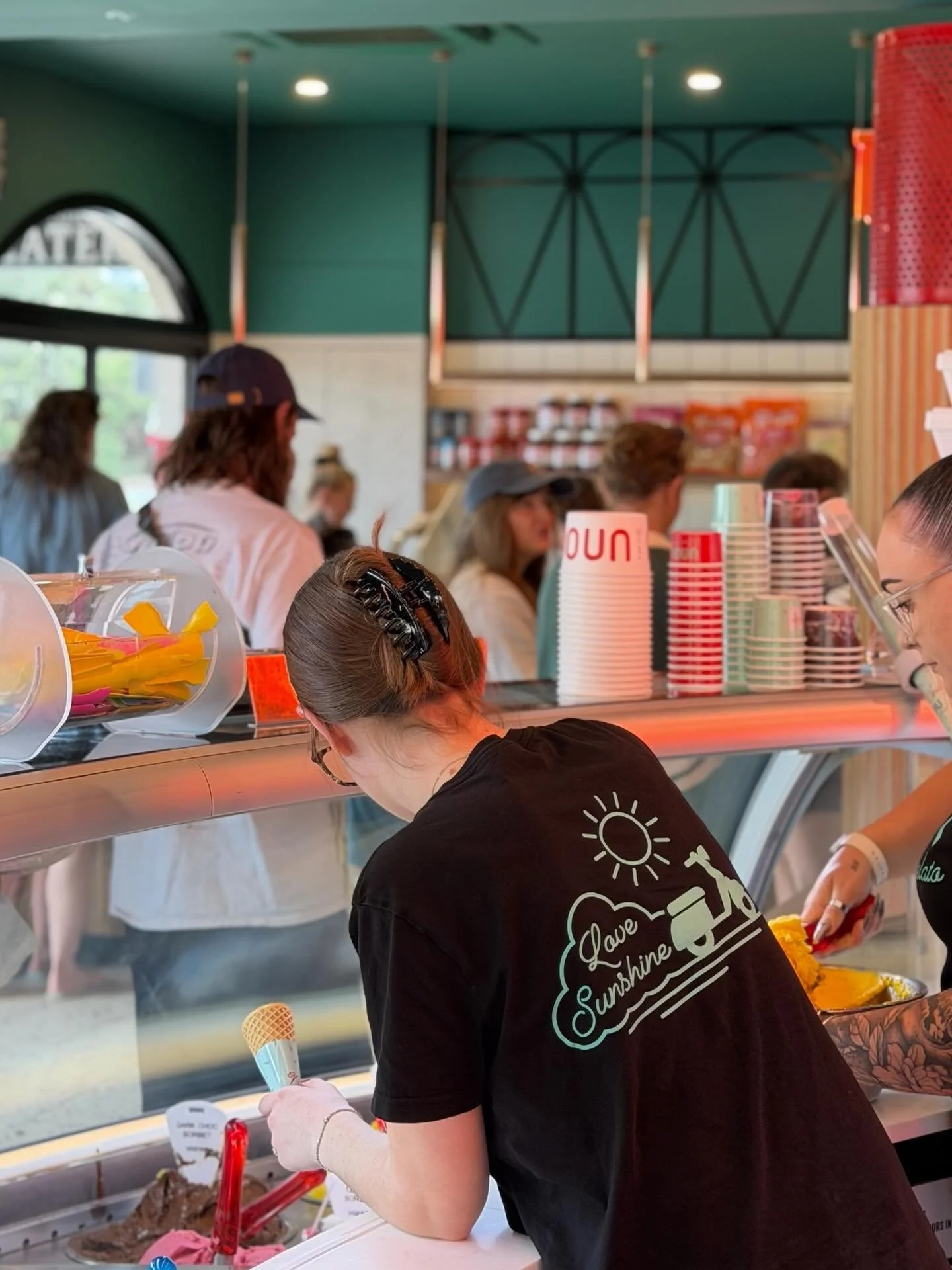 Serving up your favourite gelato &amp; sorbets here @gelato_unou 🫶🫶🫶

#gelato #bestgelatomelbourne #melbournefoodie #sweettreat #mornington