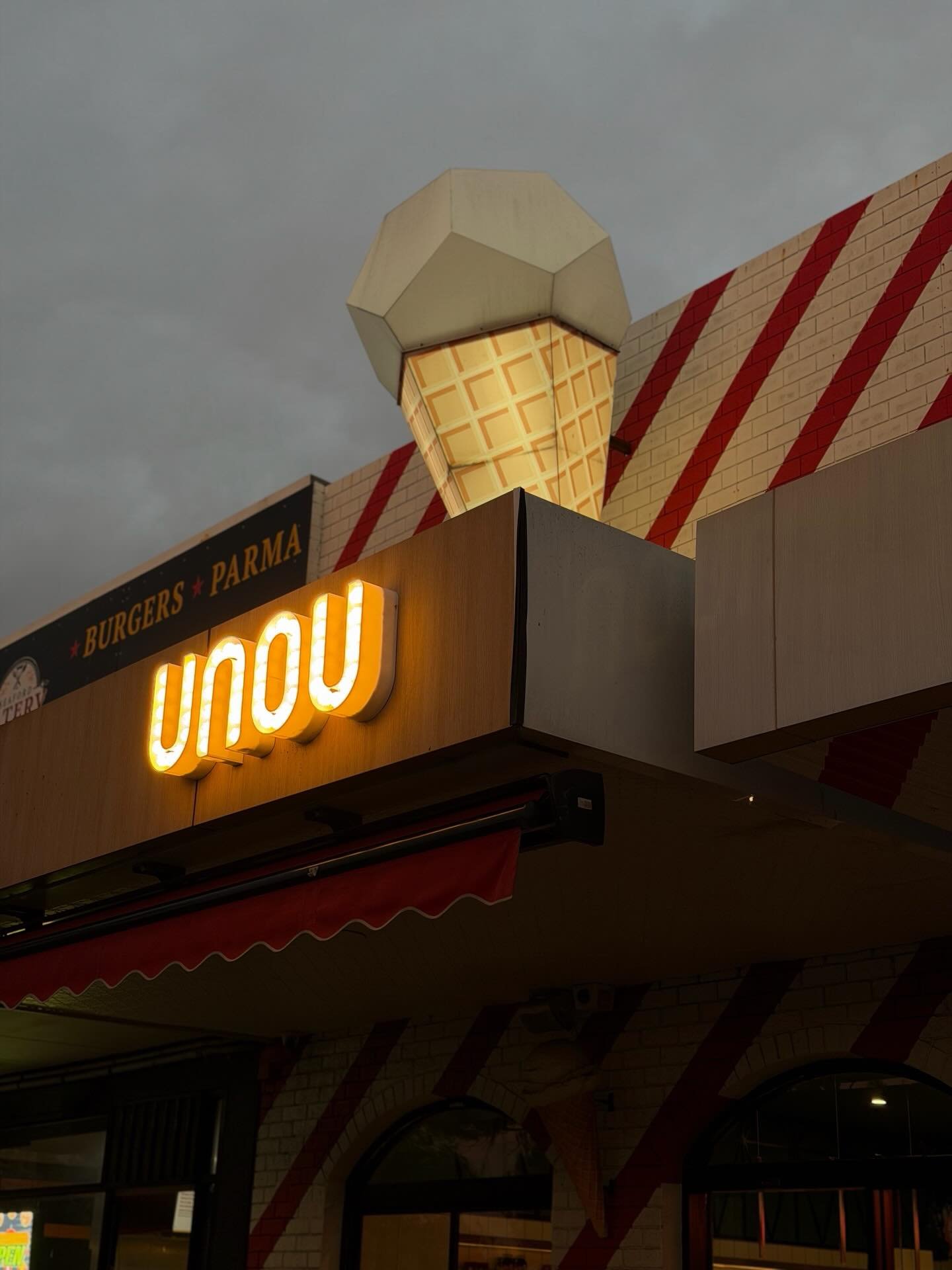 Reminder: We have changed our hours starting today!

Sunday - Thursday | 12pm - 10pm
Friday - Saturday | 12pm - 10.30pm