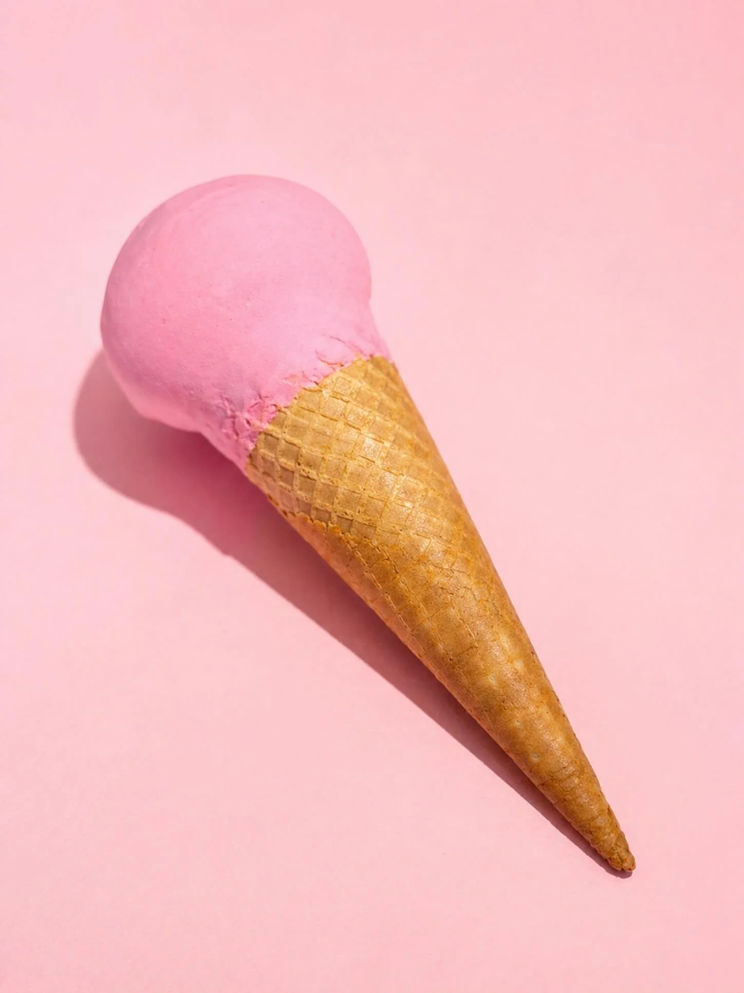 IT&rsquo;S HERE SEAFORD&hellip; Now serving 💞
Mother&rsquo;s Day special: rocky road choc tops, dipped in pink white chocolate.
Limited stock &mdash; don&rsquo;t wait on this one 👀