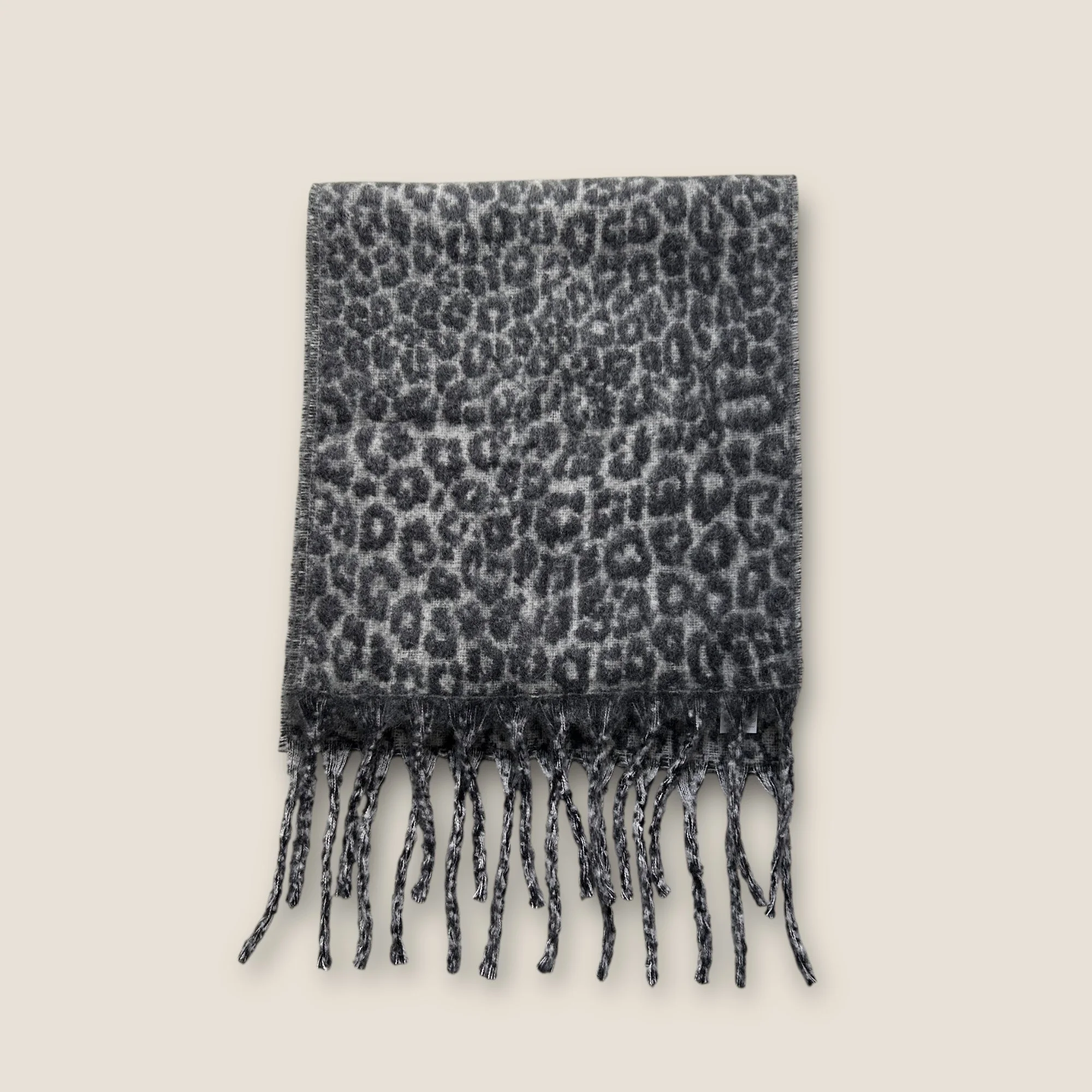 Ichi Knitted Fringed Leopard Print Scarf - OS