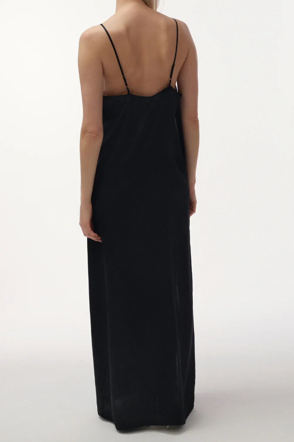 love-stories-diana-maxi-slip-dress-l24123458-900-2.png.webp