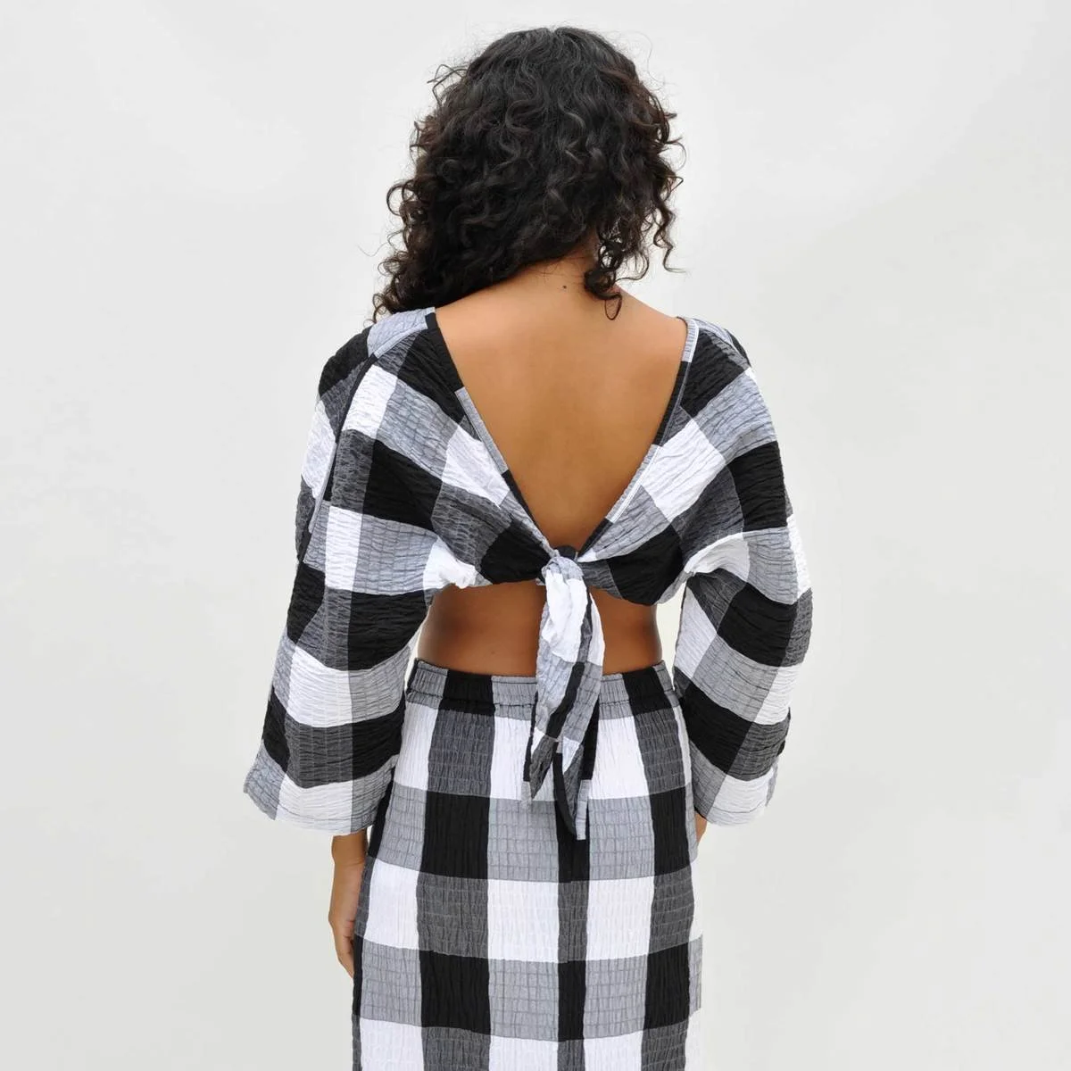 Justine-Top---Black---White-20220720044537-2.jpg