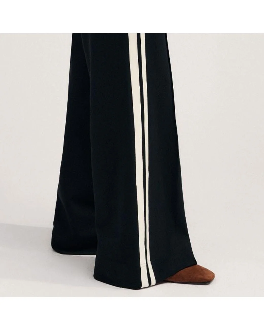 meem-designer-BlackCream-Travel-Tailoring-Side-Stripe-Trouser-2.jpeg