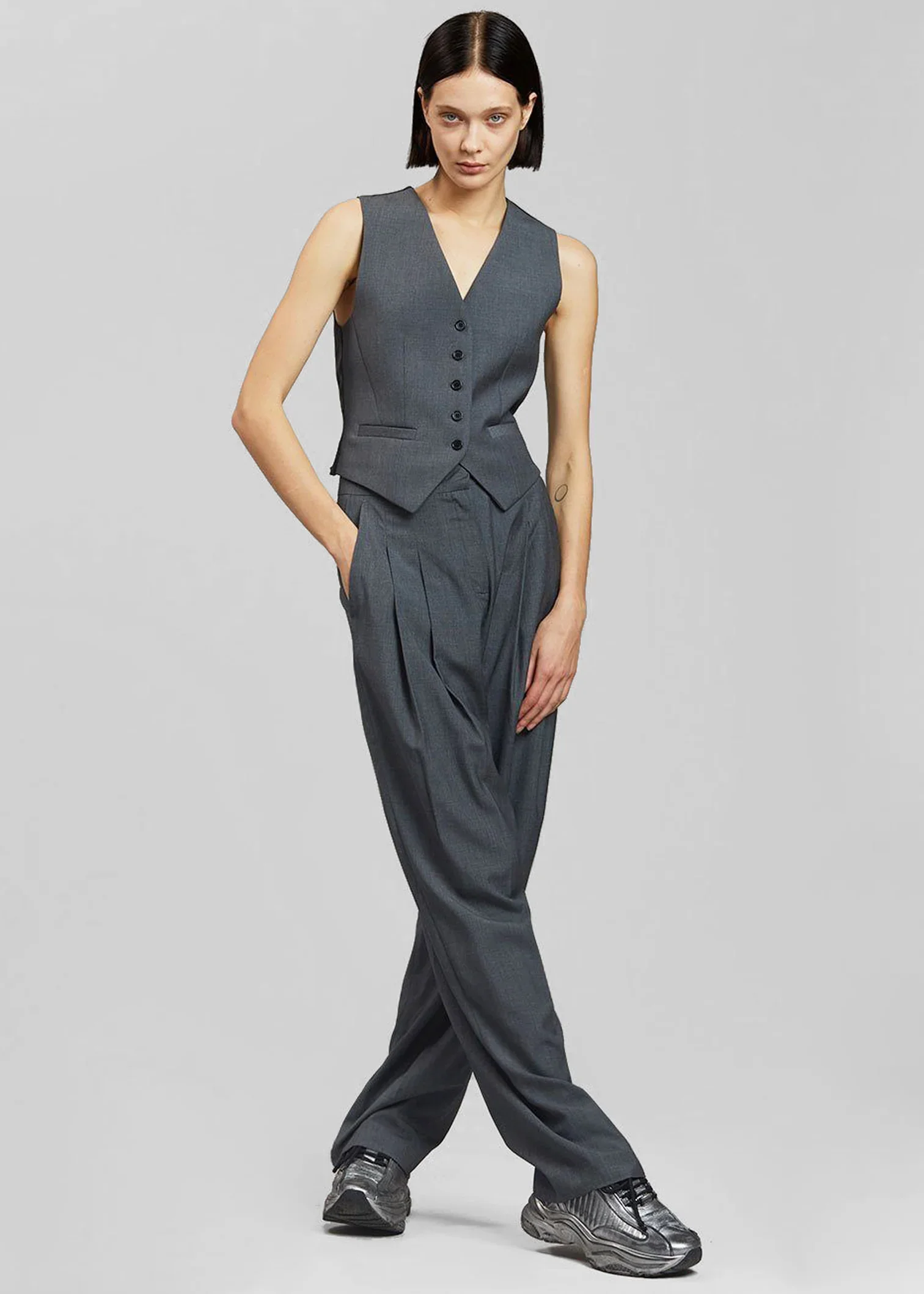 gelso-waistcoat-dark-grey-melange-vest-the-frankie-shop-893268_464c8345-a751-4d9f-851f-2f4443076b21.jpg.webp