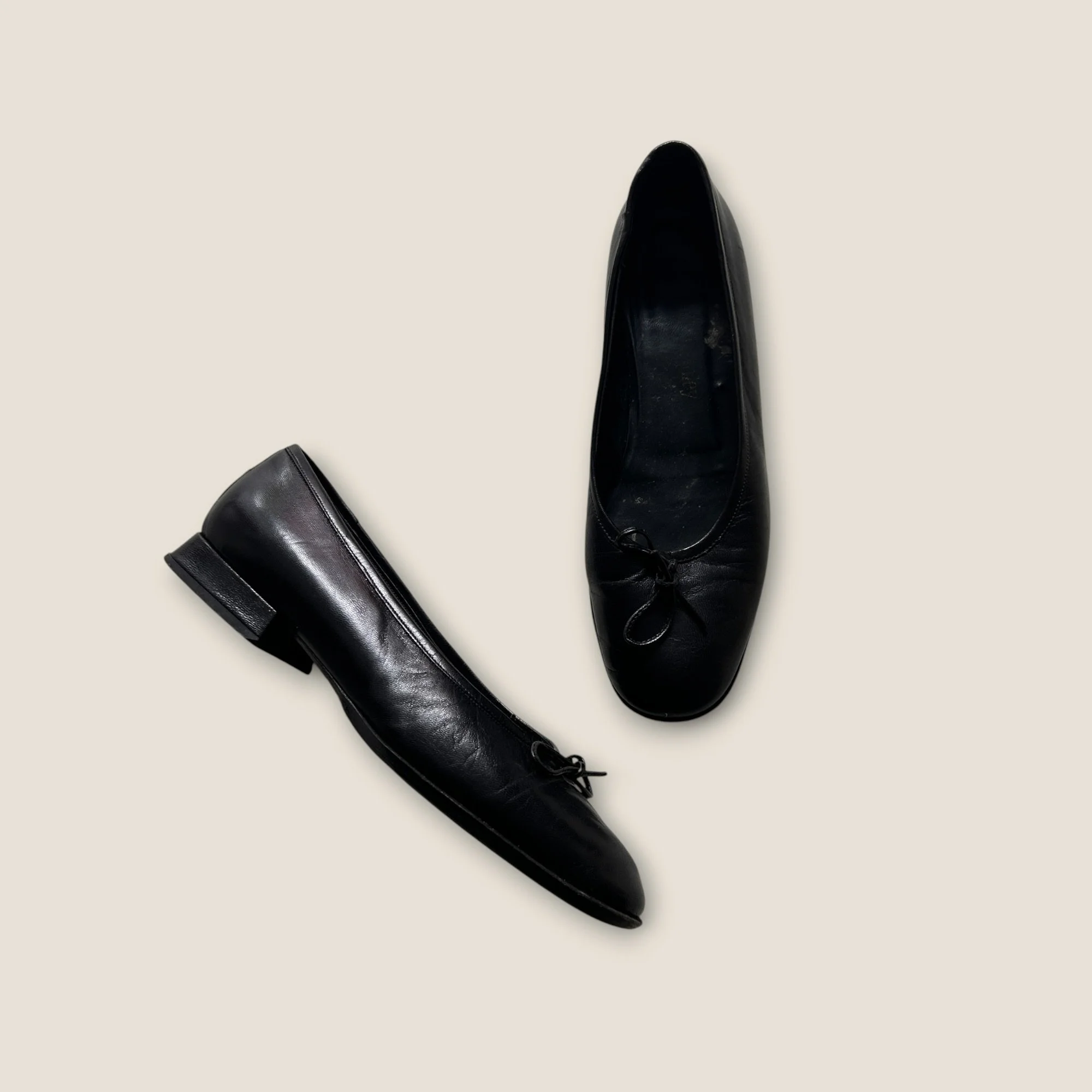 Russell & Bromley Leather Pumps - Size UK 6.5