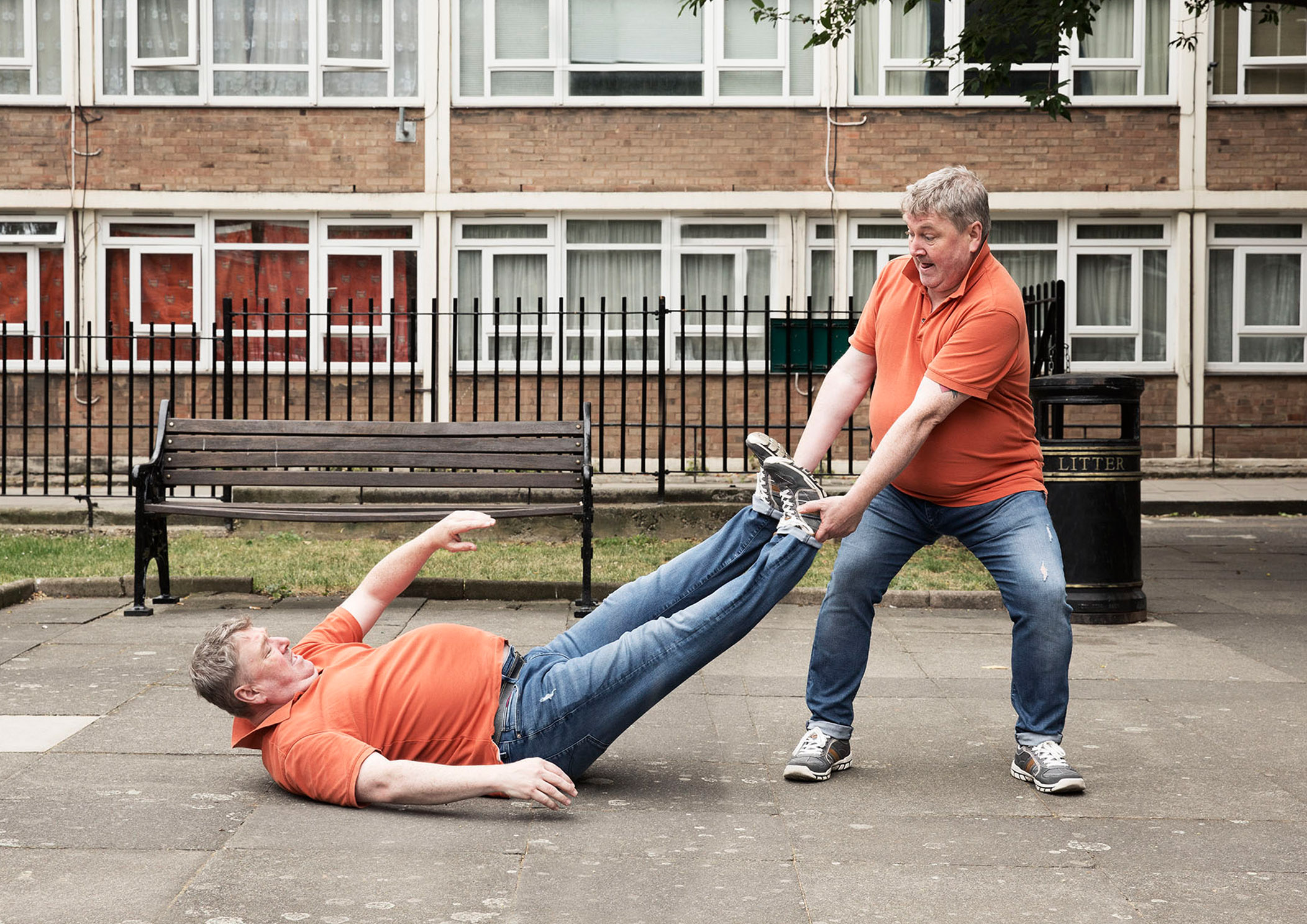 Retouching magic - 'twins' photography 