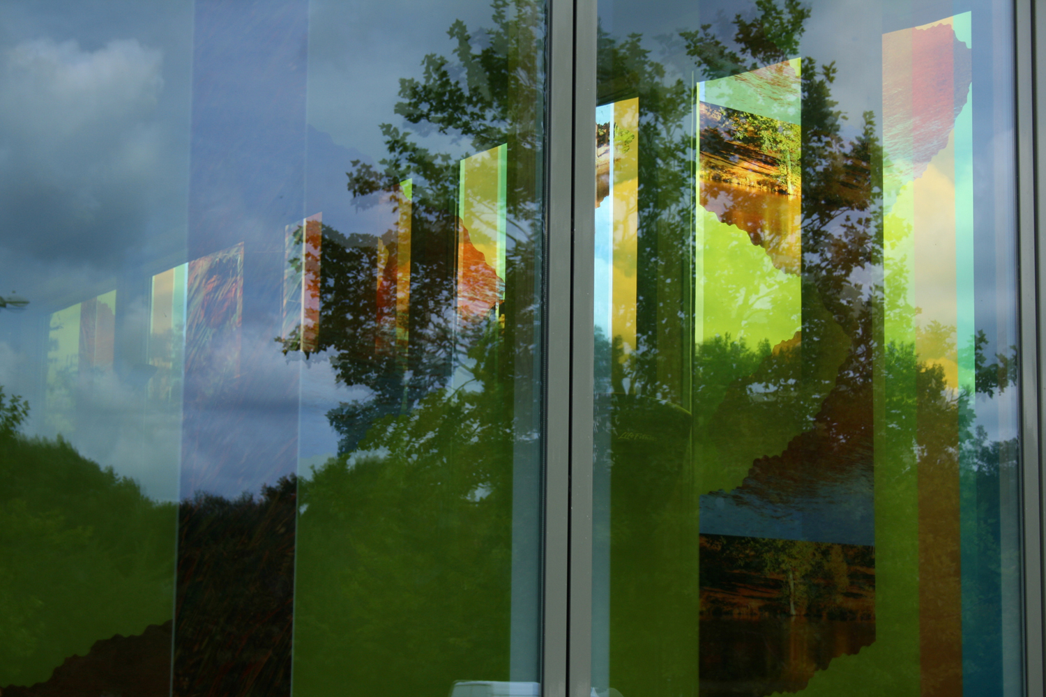 2 The Bewbush  Centre, exterior,257cm x 143cm x 8, laminated&printed glass, copy.jpg