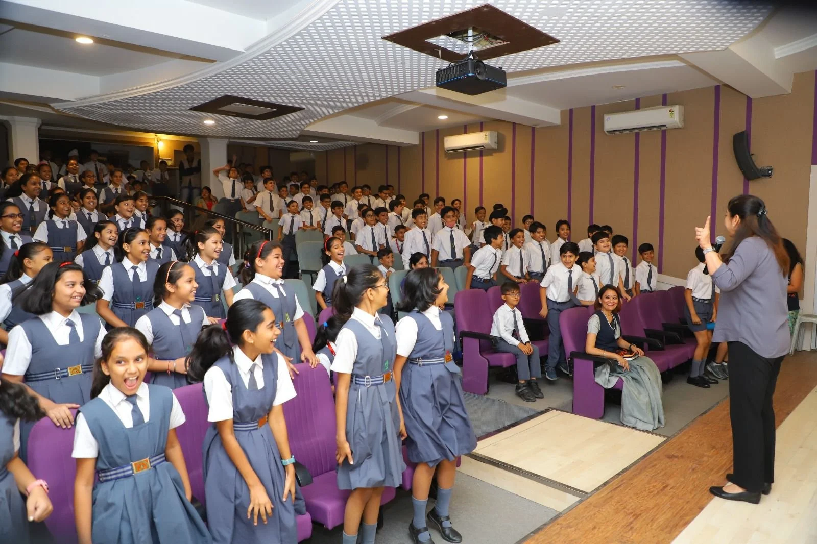 Effective Communication Skills - Modern School