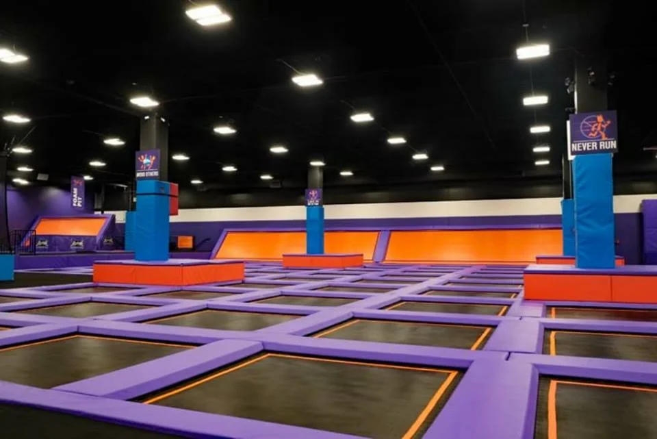 26219823_2013645098917195_1295441520775264313_n (1).jpg