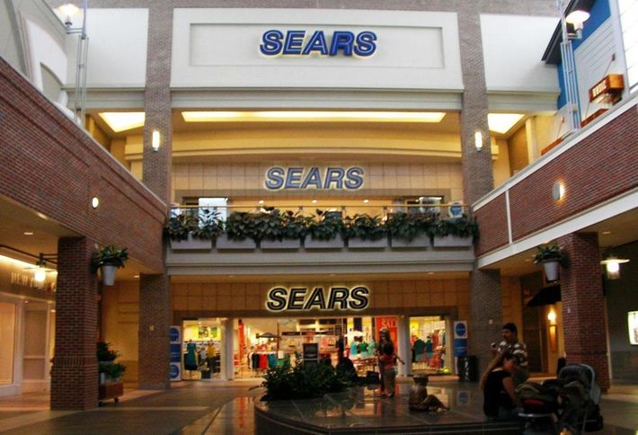 58e6391a7534e_Sears_in_Southpoint_Mall_0.jpeg