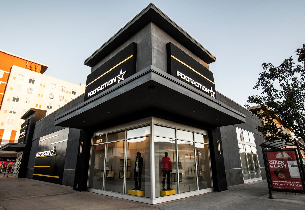 Footaction Exterior.png