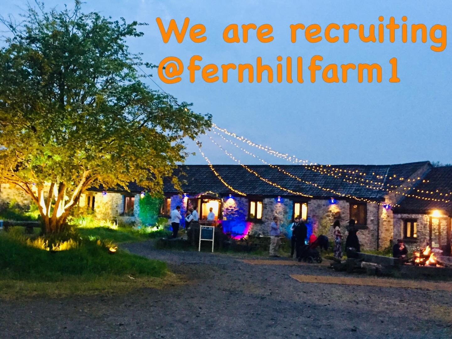 As we jump into Spring our diary begins to explode with regular weekend guests and it's that time of year again when employment opportunities arise here at @fernhillfarm1.
Graduates to grannies, new entrants to busy mums, we have always invited many 