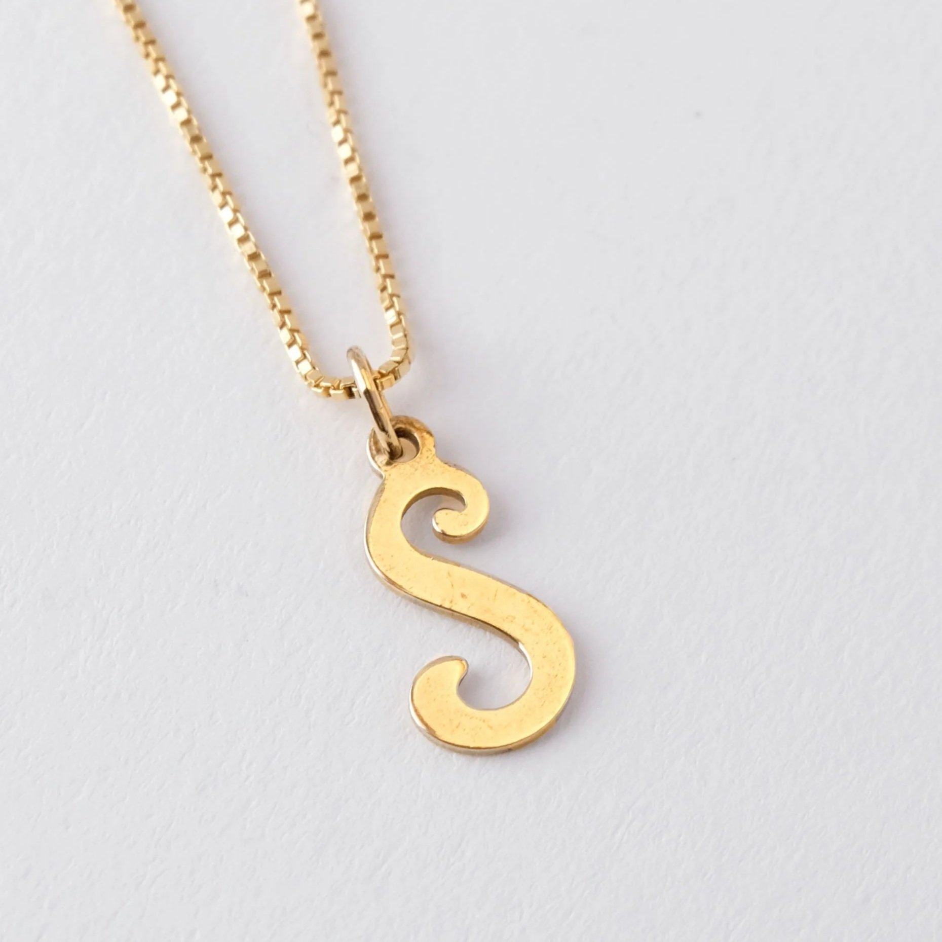 AS_TU+Vintage%2C+9ct+Gold+%27S%27+Initial+Pendant+Charm.+Hallmarked.jpg