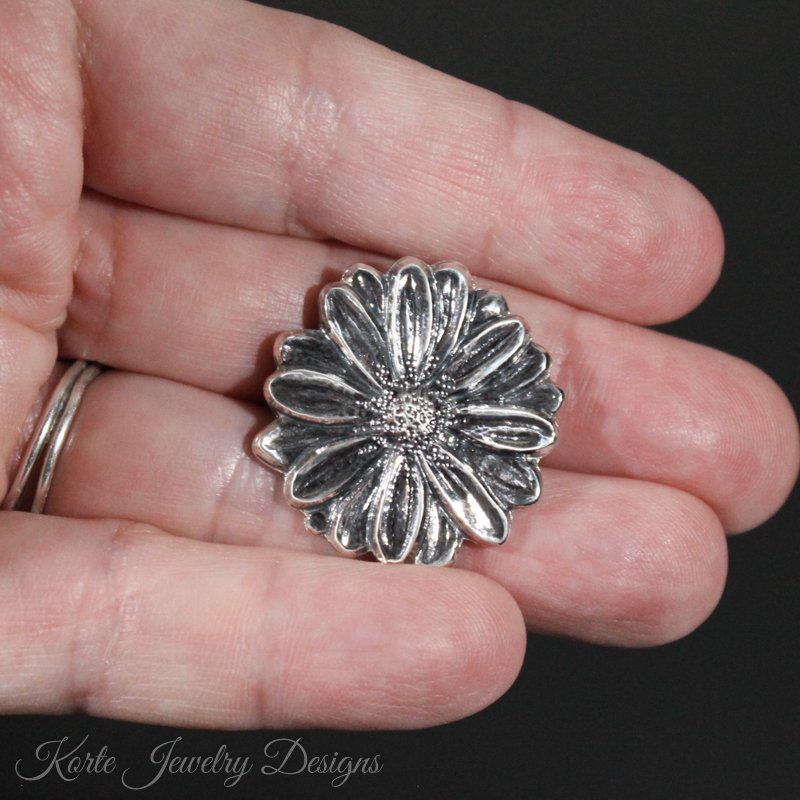Daisy Necklace — Korte Jewelry Designs