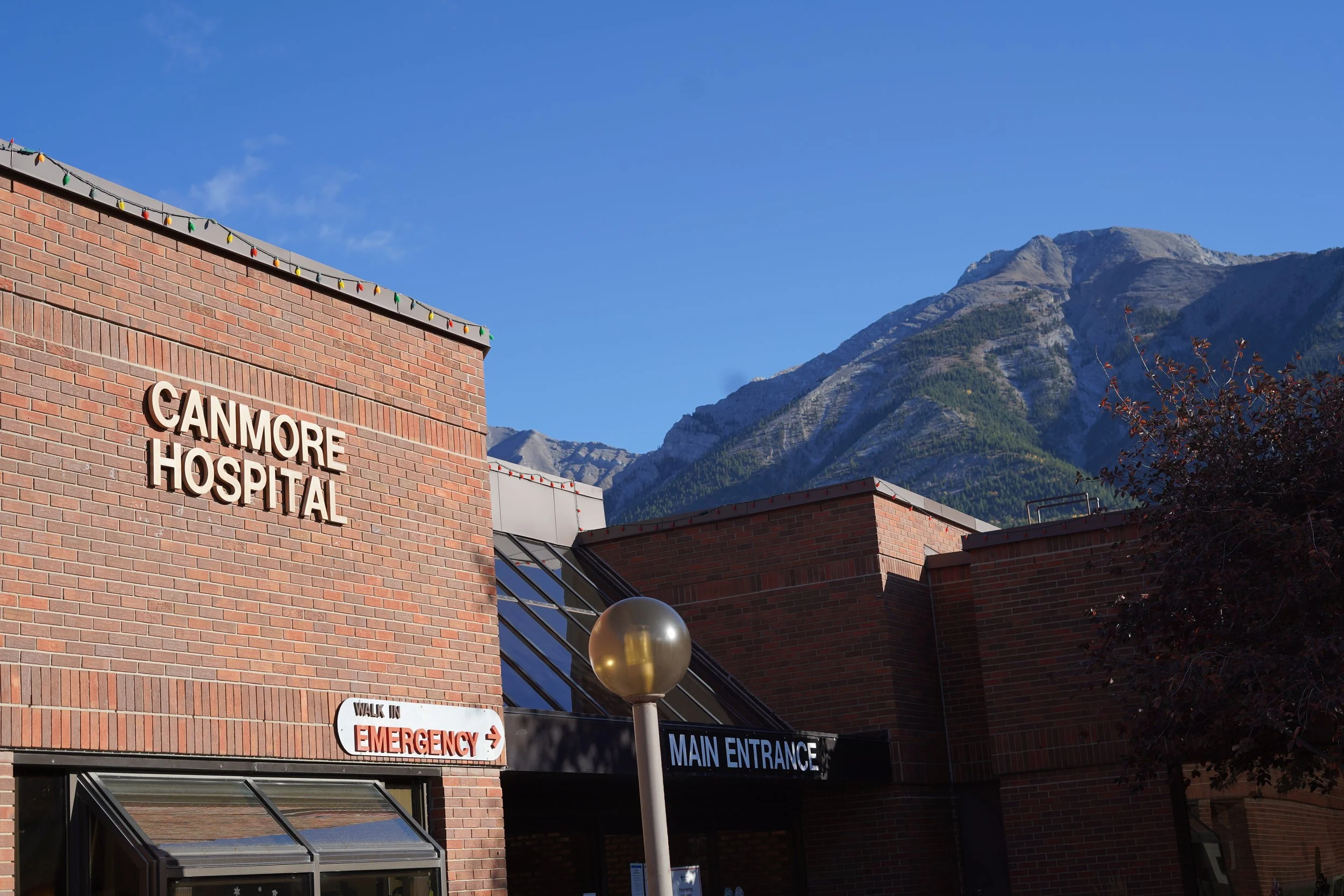 Canmore &amp; Area Health Care Foundation Annual Report: April 1 2020 - March 31 2021