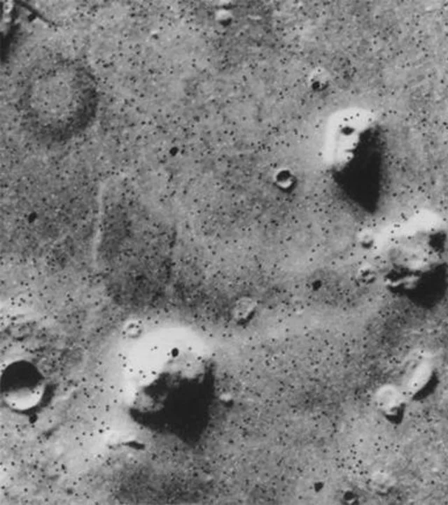 Face on Mars.jpg