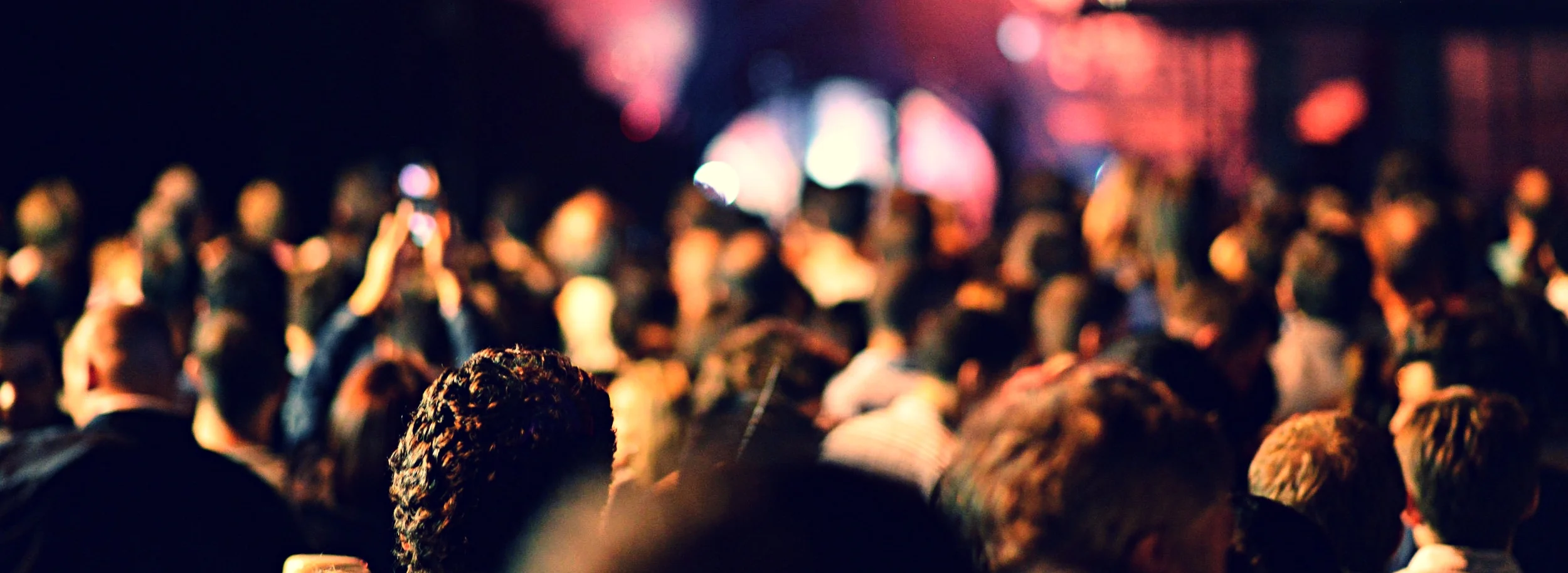 blur-community-crowd-5156.jpg