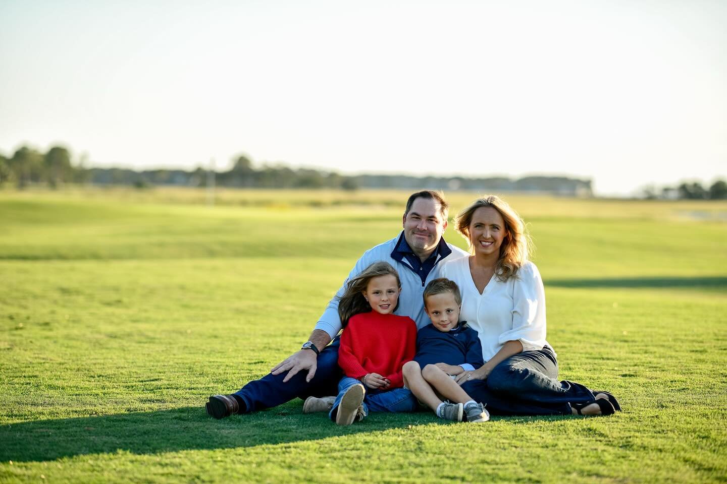 Beautiful photos/colors from the fall #sunset #happyfamily #hiltonheadisland #ilovehiltonheadisland #harbortown #seapines #dunes #beach #sunset #hiltonheadphotographer 
#familyphotography #portraitphotography #beachphotoshoot #beachphotography #beach