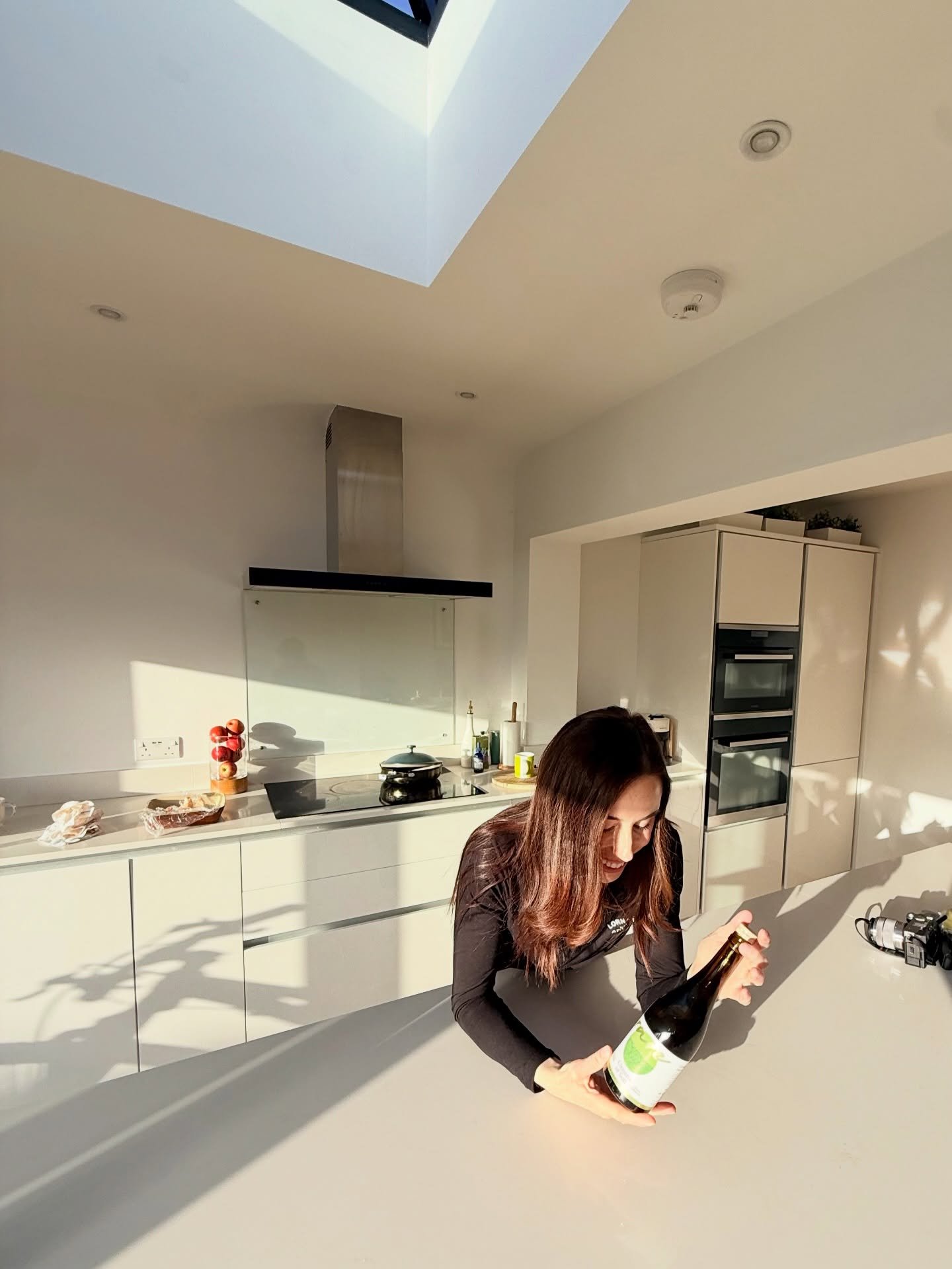 The standard is simple: 

Look at me the way I look at a good extra virgin olive oil 

Anything less is not my taste 😘 

@citizensofsoil