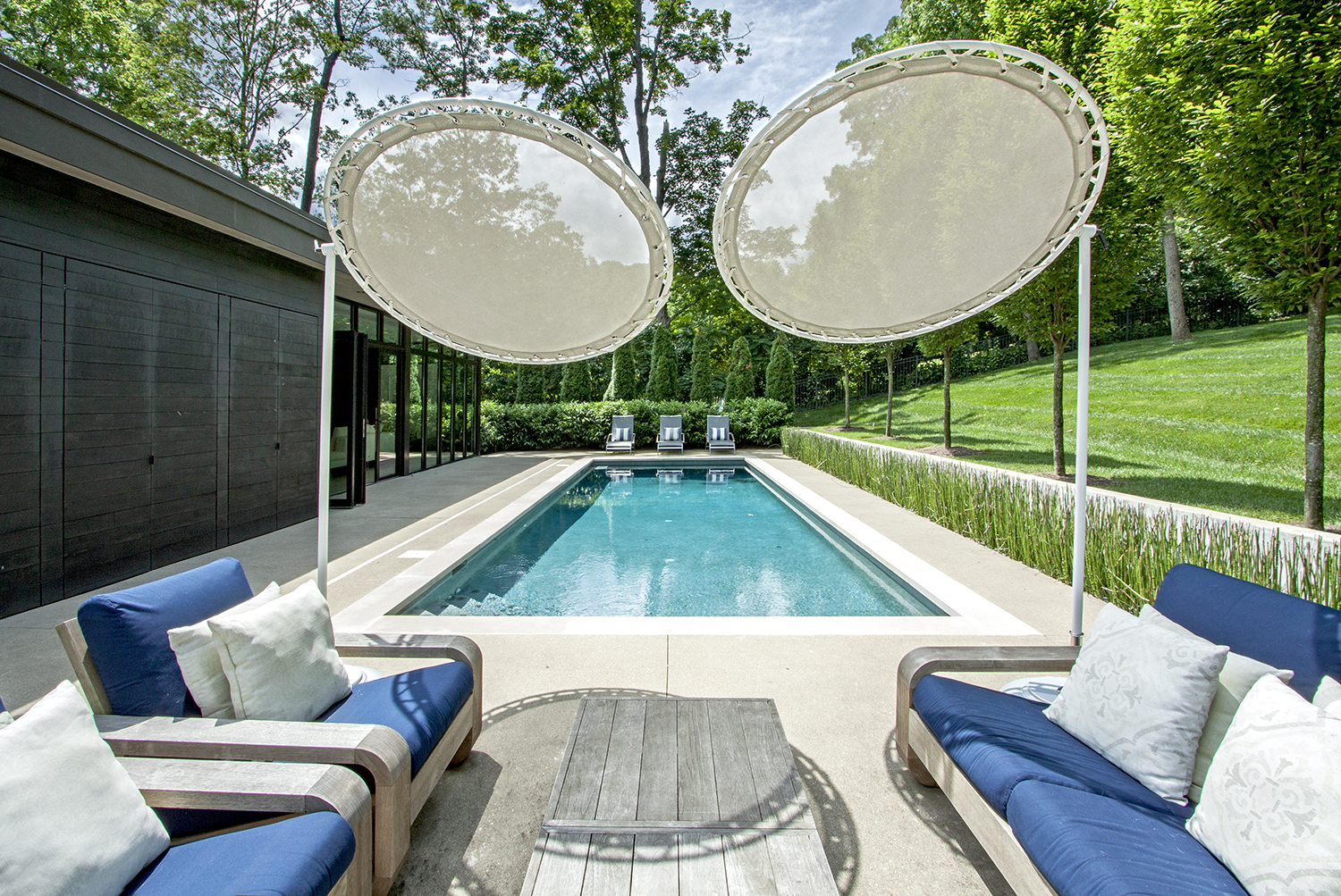 Pool2.jpg