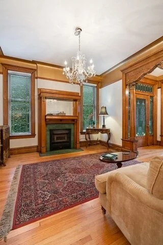 P_1580821198978_12_1430WBerwyn_3002_LivingRoom_LowRes.jpg