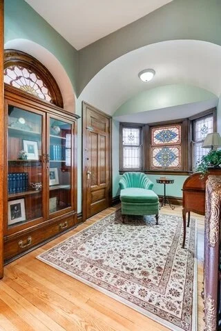 P_1580821198272_08_1430WBerwyn_198_SittingRoom_LowRes.jpg