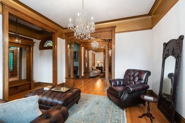 P_1580821198075_07_1430WBerwyn_165_Parlor_LowRes.jpg
