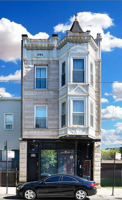 1829 N. Milwaukee Ave., Unit 2F  Chicago, IL  60647